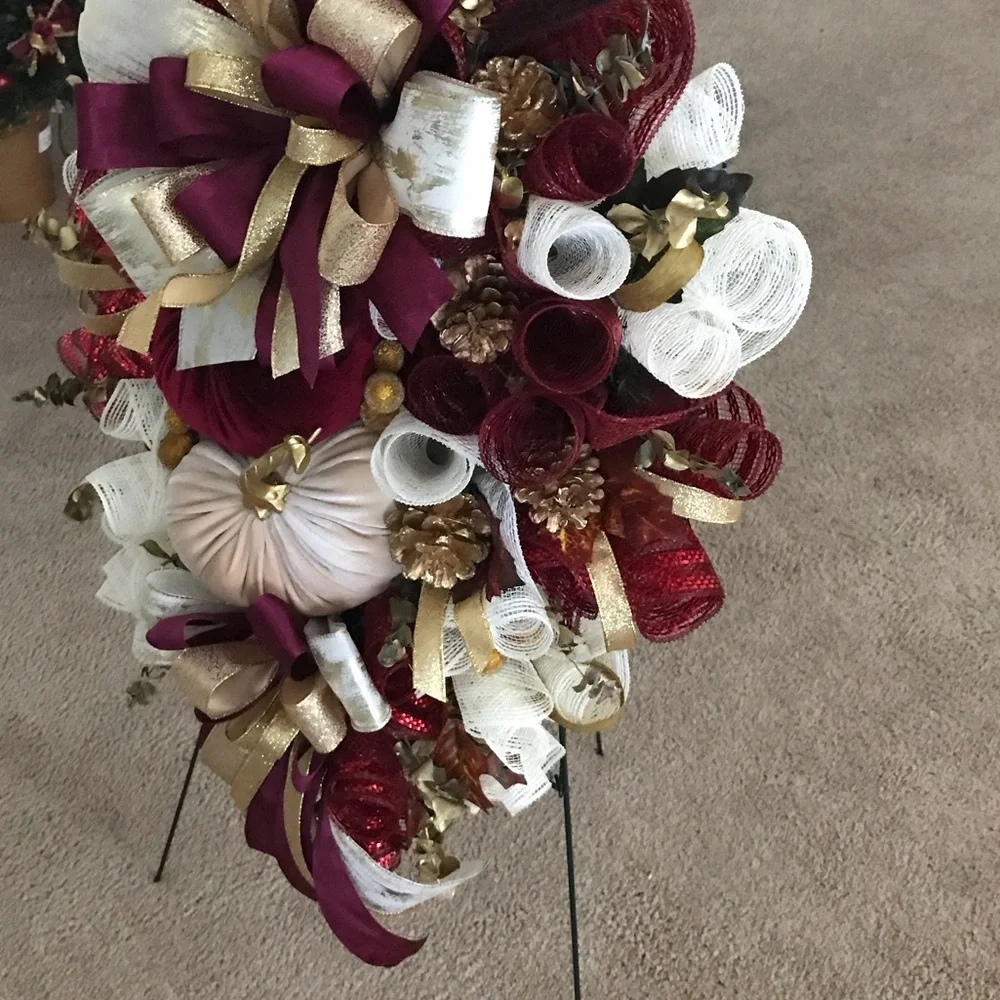 Elegant Holiday Wreath with Burgundy and Gold Accents